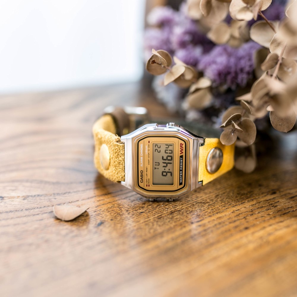 ベロアとヌメ革の2TONE腕時計 / ヴィンテージタン