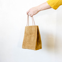紙袋のデザインをベロアで作った革袋 カラシ 5枚目の画像