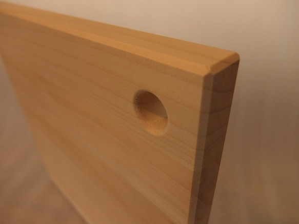 正方形 木製まな板 いちょう材 無垢加工 使いやすいスクエアタイプ（正方形Mサイズ）※削り直しサービスあり※ 6枚目の画像