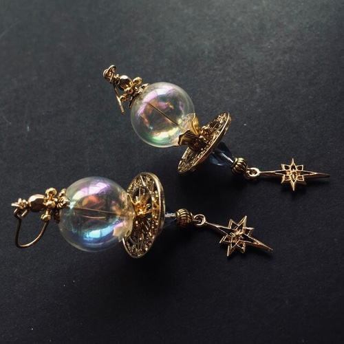 ピアス惑星カボション薔薇宇宙星ビジュー水色シャボンビーズ夜空