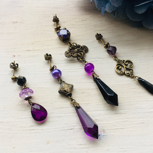 再販×42 夜の魔術部 ヴィランズ マルフィ 紫と黒 クリスタル ピアス 四