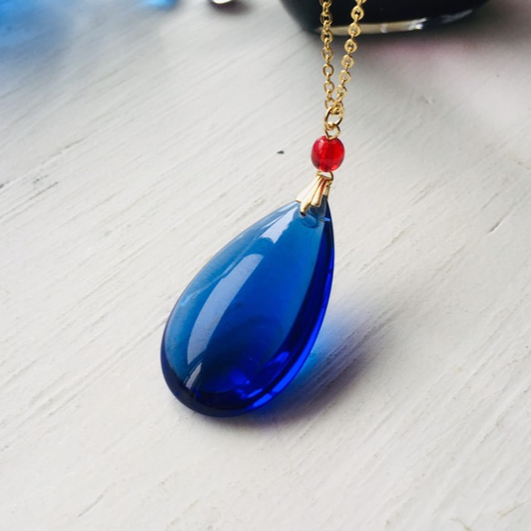 ジオメトリックデザイン ネックレス 赤と青 再販×102 動く城 魔法使い 青の雫 ネックレス ネックレス・ペンダント