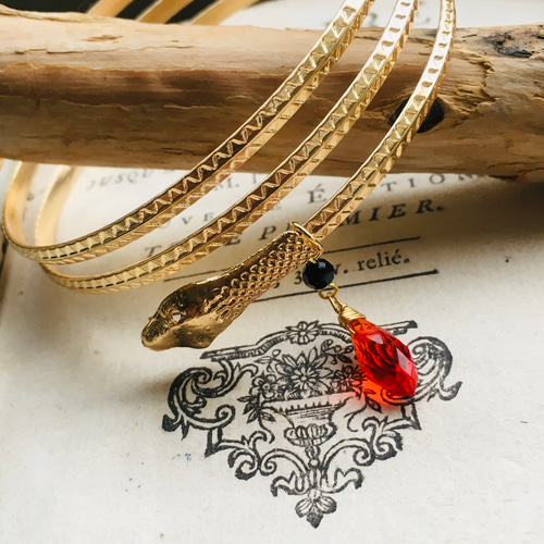 スカルワイヤーバングル 赤砂蛇 スカルワイヤーバングル 赤砂蛇 スカルワイヤーバングル 赤砂蛇 スカル