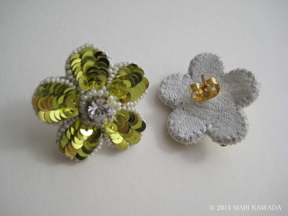 数量限定　刺繍ピアス　  Bouquet・Jaune ブーケ・イエロー 2枚目の画像