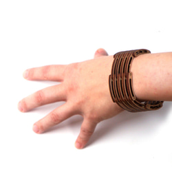 Links - shrinkable laser cut wooden bracelet 4枚目の画像