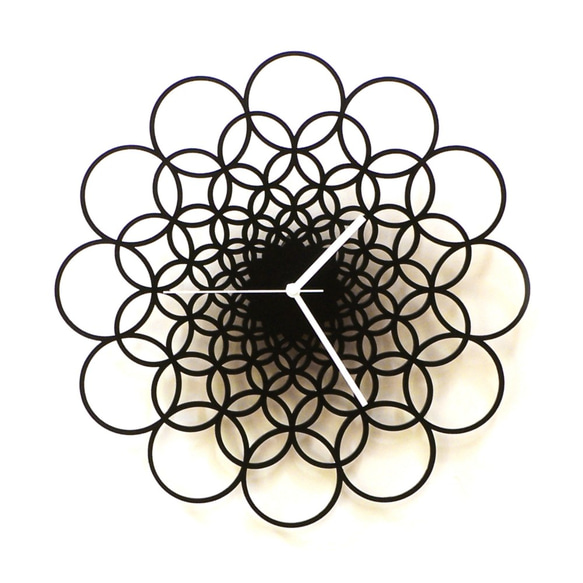 Rings - black geometric wooden wall clock 第1張的照片