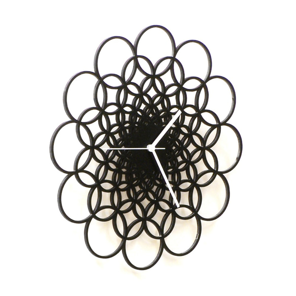 Rings - black geometric wooden wall clock 第2張的照片