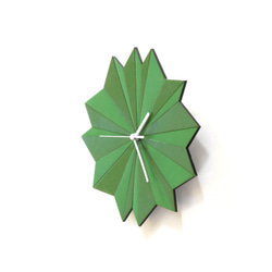 Origamiグリーン - 2 つの緑の色合いのバイカラー掛け時計 5枚目の画像