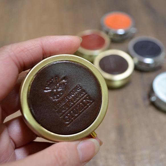 革使いで高級感｜ピルケース｜本革｜薬ケース｜レザー｜皮｜４色｜ブラウンブラックオレンジ｜ 2枚目の画像