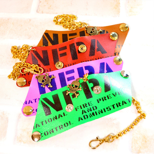 送料無料　ROCK　本革ギターピックケース　ステンシル無し　チェーン付き 4枚目の画像