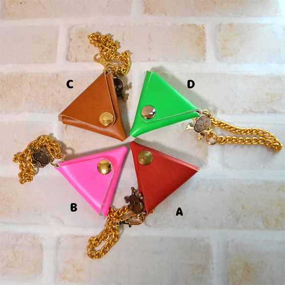 送料無料　ROCK　本革ギターピックケース　ステンシル無し　チェーン付き 1枚目の画像