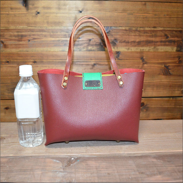 【1点もの】小さくてりんごのように可愛いミニレザーバッグ　仕切り→ポーチに早変わり 5枚目の画像