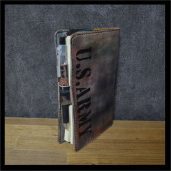 迷彩柄【1点もの】レザー手染め手縫いスケジュール帳手帳カバーB6サイズ 6枚目の画像