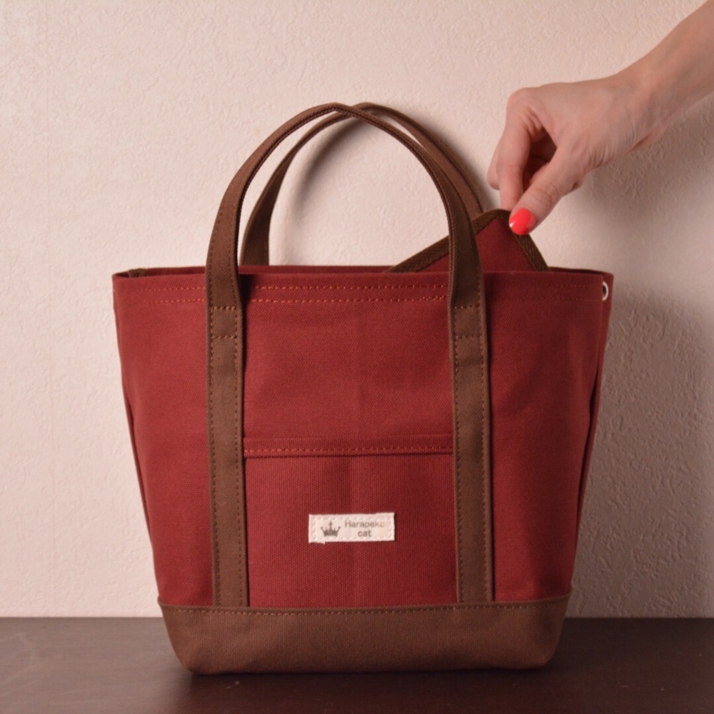 ブルックリンのカフェ　カバー付き帆布トート