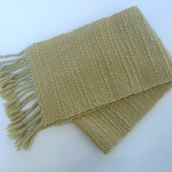 草木染毛糸の手織りマフラー　Ｍ-130 4枚目の画像