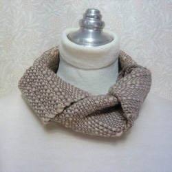 草木染毛糸の手織りマフラー　Ｍ-132 2枚目の画像
