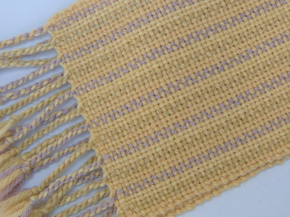＊Sale＊　草木染毛糸の手織りマフラー　Ｍ-103 5枚目の画像