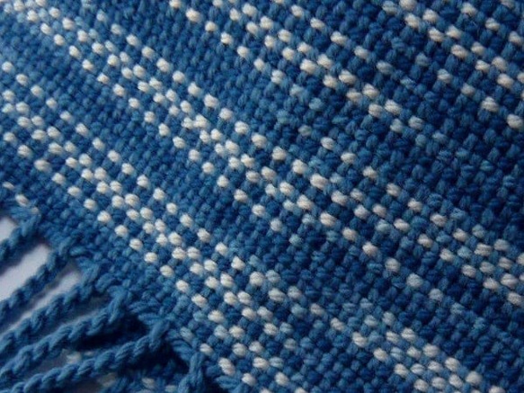 草木染毛糸の手織りマフラー　Ｍ-054 2枚目の画像