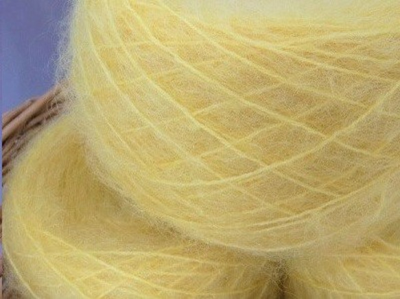 手染めの草木染毛糸（モヘア）No.612　ヒメジョオン　手編み用毛糸 4枚目の画像