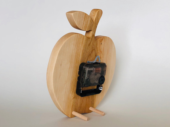 りんごの時計 3枚目の画像