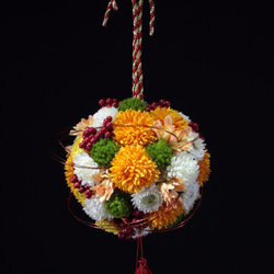 ウェディングブーケ｜アートフラワー（造花）和装ボール　ダリア マム ベリー オレンジ×レッド 4枚目の画像