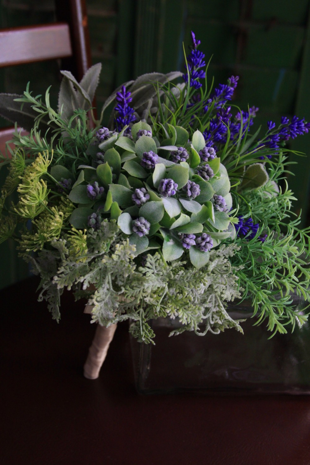 ウェディングブーケ｜アートフラワー（造花）和装用　レッド×ベージュ　マム　ベリー