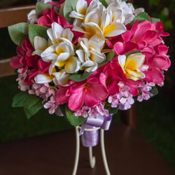 造花ウェディングブーケ3点セット｜プルメリア ナデシコ　ホワイト×ピンク 3枚目の画像
