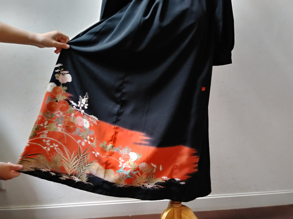 着物リメイクワンピース/M〜L/黒留袖ドレス/長袖/フォーマル 8枚目の画像