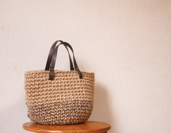 [精選] 手工編織包，巧克力雙色 第2張的照片