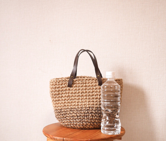 [精選] 手工編織包，巧克力雙色 第4張的照片