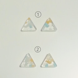 アイスカラーの三角イヤリング または ノンホールピアス 4枚目の画像