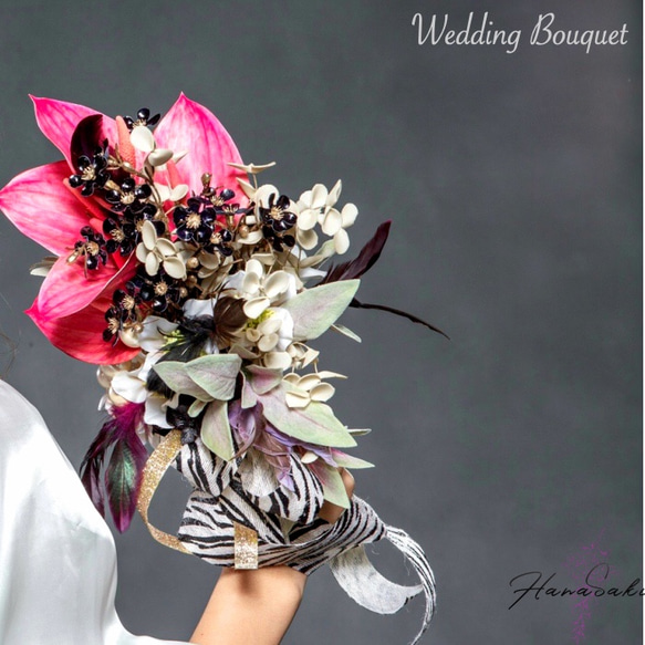ピンク×ブラック×ゴールド オシャレブーケ 造花 ウェディング