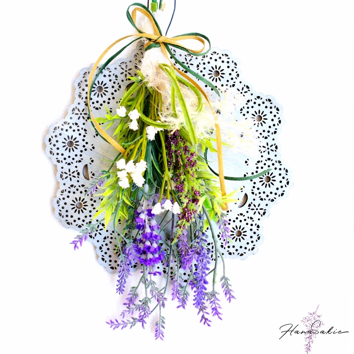 ［ 送料無料 ] ラベンダースワッグのプレート壁飾り 直径20cm 造花 いやし ドアリース 壁掛け 壁飾り