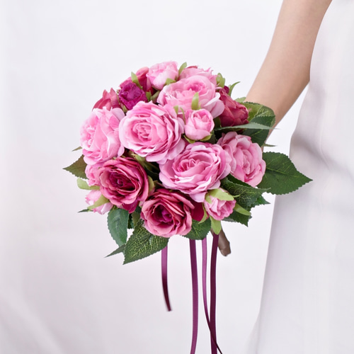 ウェディングブーケ・ブートニア　造花ブーケ 結婚式 アーティフィシャルフラワー クラッチブーケ ブートニアセット