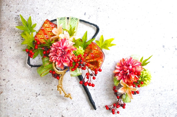 ☆銷售☆日式扇子折疊花束【達利亞和秋葉和紅色組合】 第5張的照片