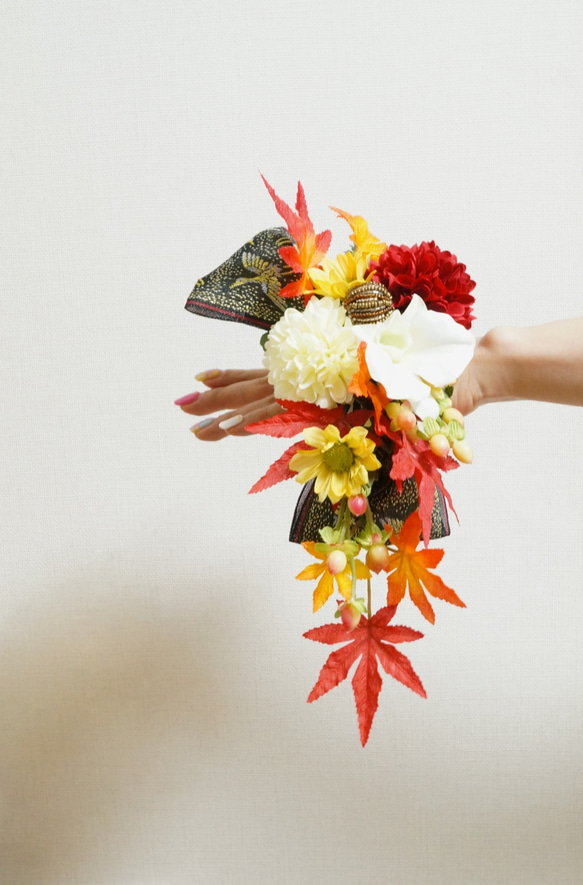 Sale2割引☆和装用 紅葉美しい秋のハンドレット ブーケ HanaSakie 通販
