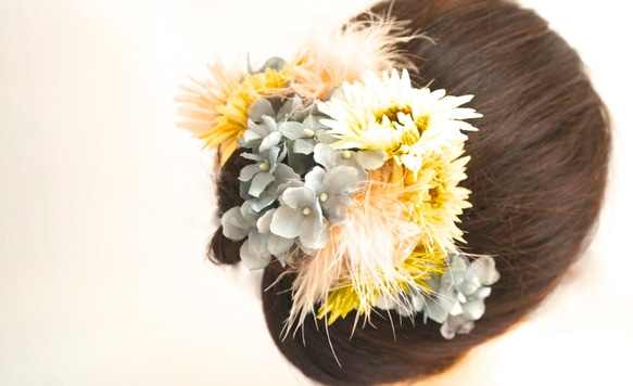 【送料無料】スモーキーカラーが可愛いガーベラと紫陽花の髪飾り 4枚目の画像