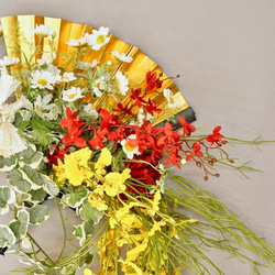 【受注後制作商品】和装婚用ブーケ 華やかな蘭いっぱいの扇子ブーケ 和婚 花嫁 赤 黄色 白 造花 6枚目の画像