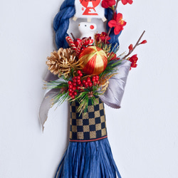 ［ 送料無料 ]  ウメの花と青色のしめ縄飾り お正月飾り 造花 玄関飾り 新春 2020 子年 ネズミ 赤 ブルー 9枚目の画像