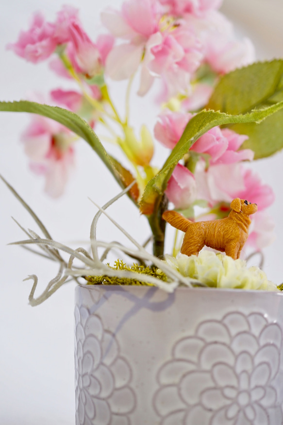 ［ 送料無料 ] お花見わんこアレンジ 犬 桜 さくら 造花 玄関飾り 可愛い 和風 インテリ 4枚目の画像