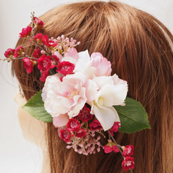 【 送料無料 】さくらと桃の花の髪飾り 造花 ピンク ウェデイング プレ花嫁 桜 サクラ ヘッドコサージュ 組みヘッド 7枚目の画像