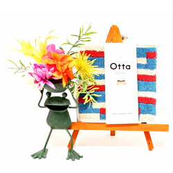 ギフト【 送料無料 】Ottaハーフタオルとのカエルアレンジギフトセット 造花 ハンドタオル 雑貨 かえる ブリキ 6枚目の画像