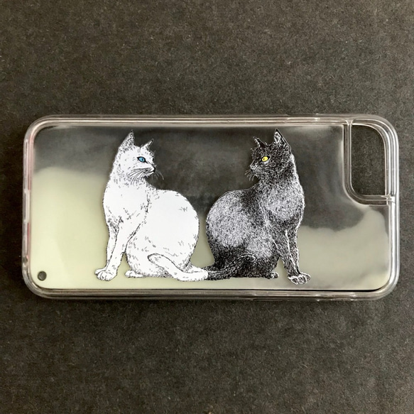 【受注生産】白猫と黒猫　サンドアートiPhoneケース 2枚目の画像