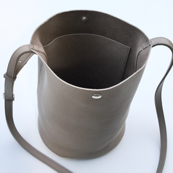 バケツ型のショルダーバック（受注生産） 2枚目の画像