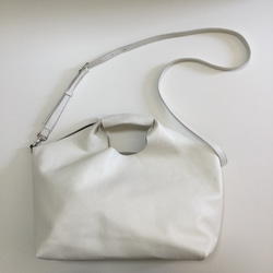 牛革なのに軽い大人バッグ♪のショルダー 2枚目の画像