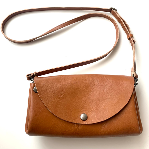 パスポートも入るアコーディオンバッグ♪ 1枚目の画像