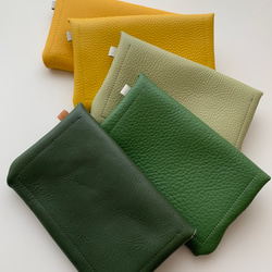 ハガキサイズの牛革ポーチ　通帳、パスポート、お薬手帳、母子手帳入れ　 3枚目の画像