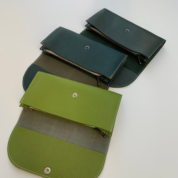 たっぷり収納の長財布 ♪便利な外ポケット付き 6枚目の画像