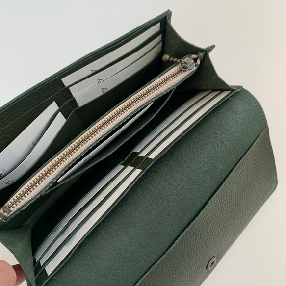 たっぷり収納の長財布 ♪便利な外ポケット付き 7枚目の画像