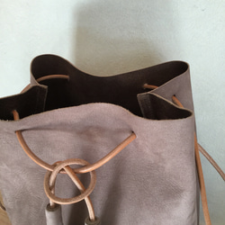 ヌバックで作った巾着バッグ（受注生産） 2枚目の画像